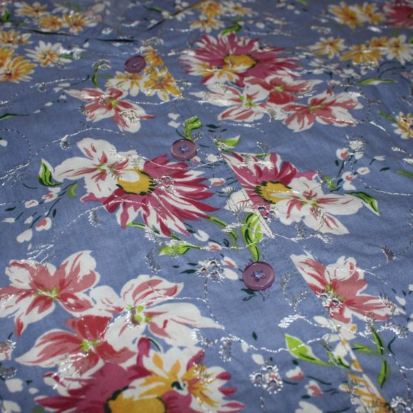 Embroidered Floral Shirt - Picture 4 of 7